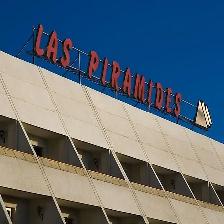 Piramides פלאייה דה לאס אמריקס